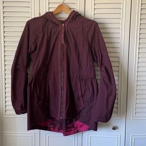 Lululemon reversible raincoat for Spring or Summer